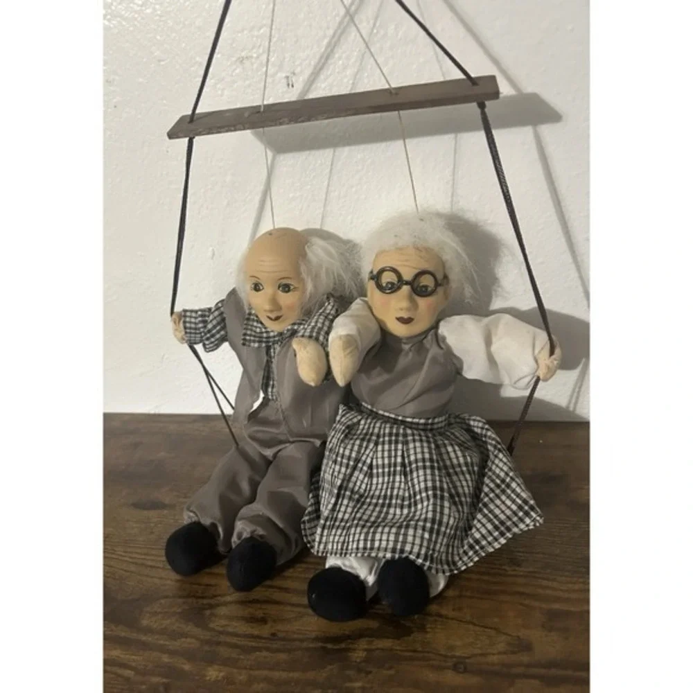 RARE Handmade Dolls Couple Holding Hands In Hanging Swing Vintage‎